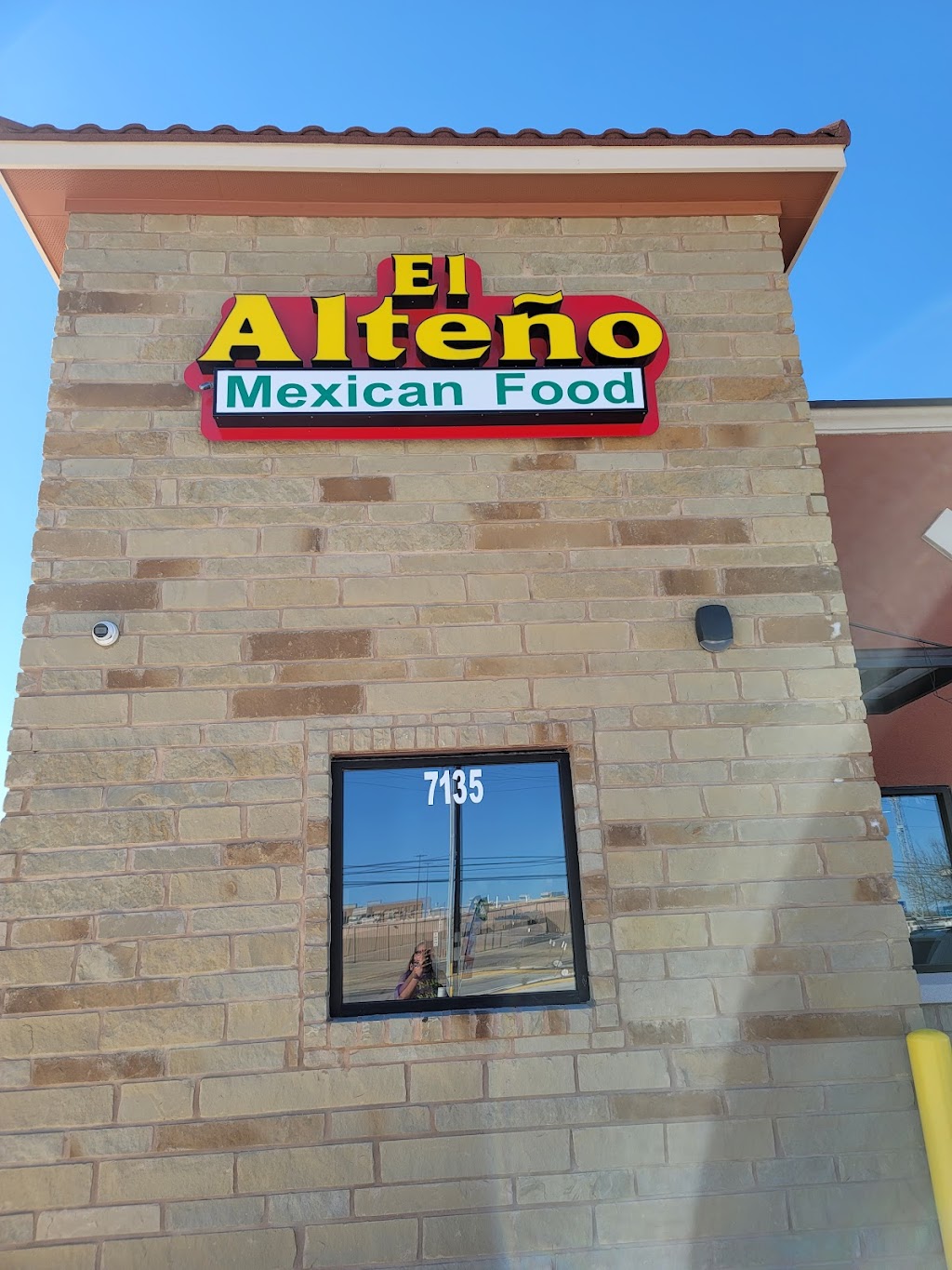 El Alteno Mexican Food | restaurant | 7135 Somerset Rd, San Antonio, TX 78211, USA | 2103145972 OR +1 210-314-5972