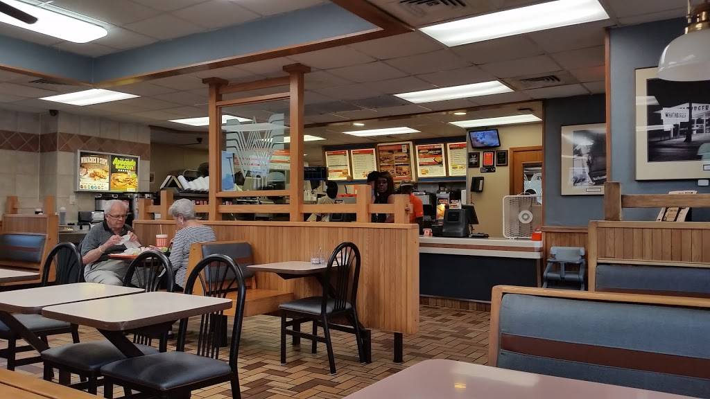Whataburger | restaurant | 6225 Hulen Bend Blvd, Fort Worth, TX 76132, USA | 8173709064 OR +1 817-370-9064