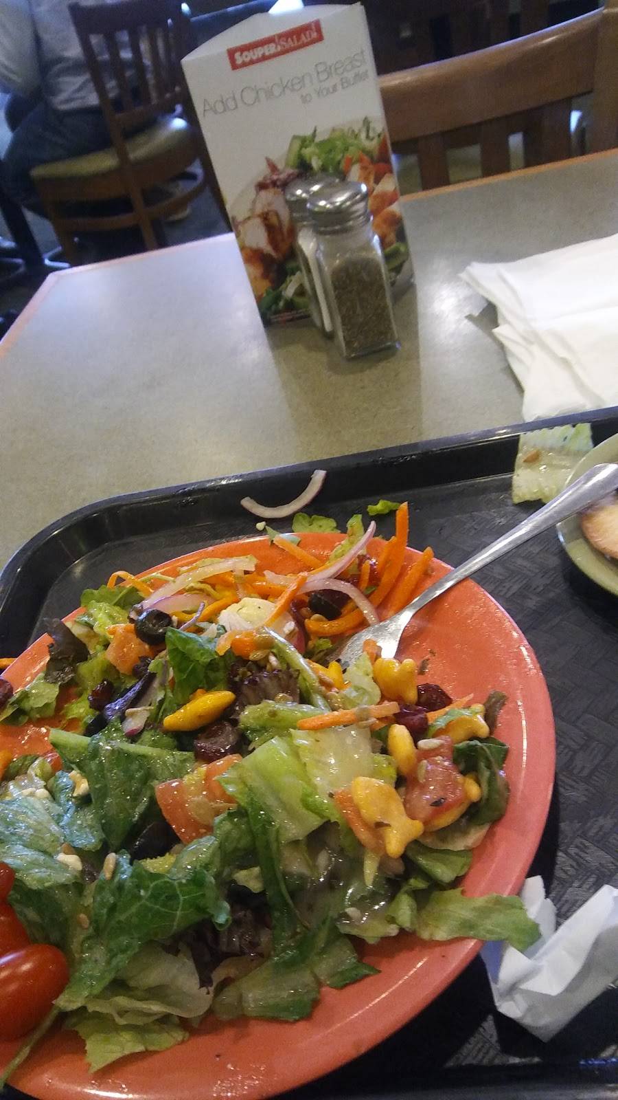 Souper Salad | restaurant | 914 Melbourne Rd Suite 914, Hurst, TX 76053, USA | 8172848181 OR +1 817-284-8181
