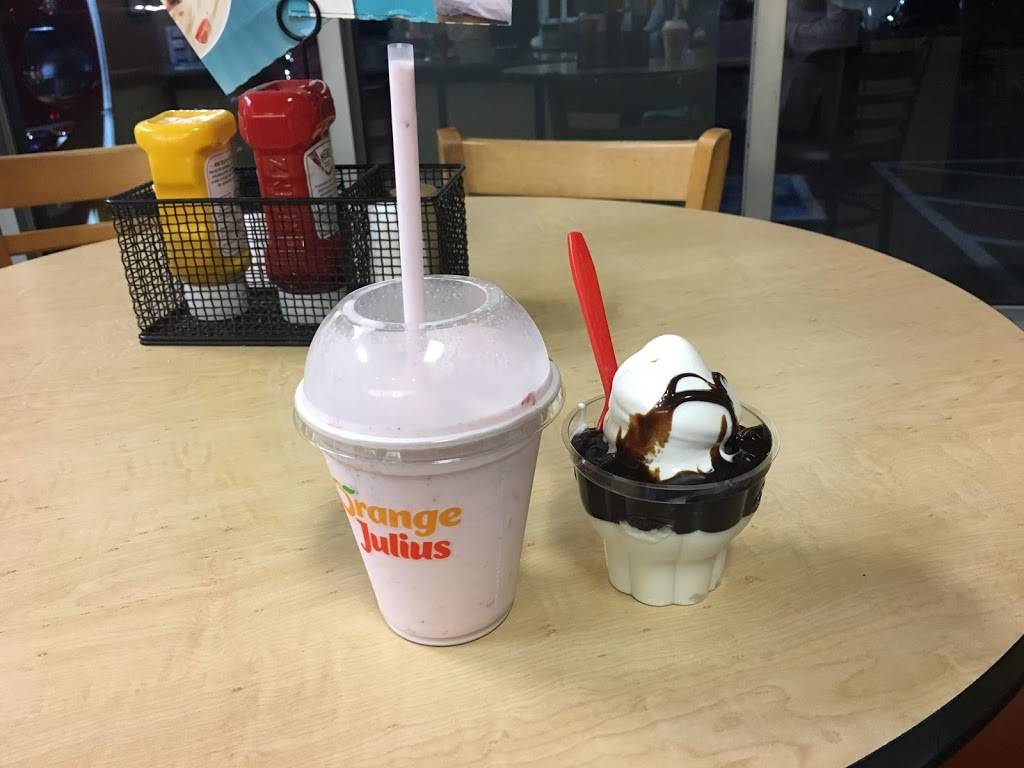 Dairy Queen Grill & Chill | restaurant | 21335 TN-22, Wildersville, TN 38388, USA | 7319671006 OR +1 731-967-1006