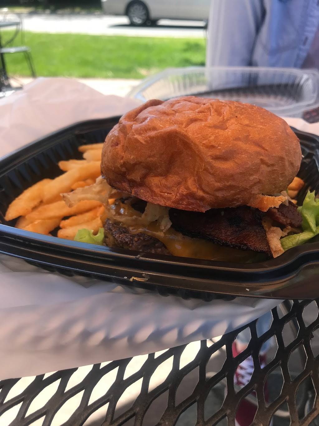 Alpha Charlies Tap & Tavern | restaurant | 6631 S Peoria St Suite 100, Centennial, CO 80111, USA | 7206275354 OR +1 720-627-5354