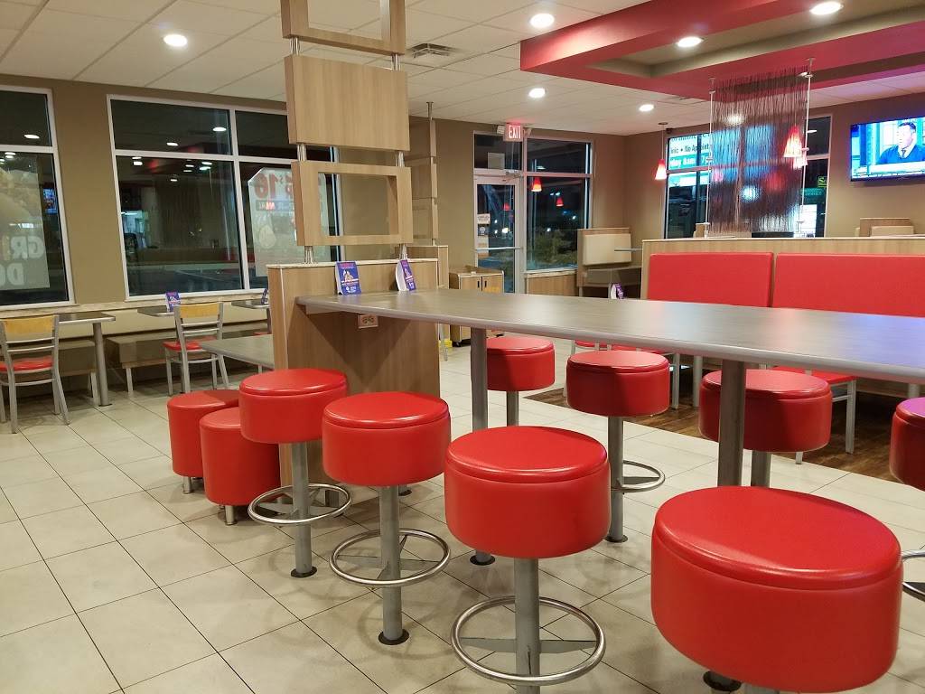 Burger King | restaurant | 1504 U S Highway 82 West, Tifton, GA 31793, USA | 2293827888 OR +1 229-382-7888