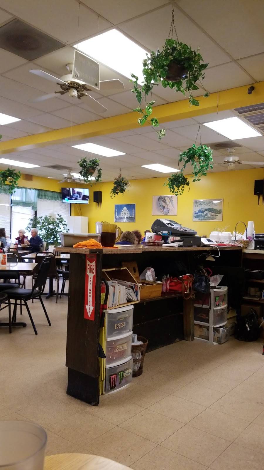 Jeters Deli Cafe | meal takeaway | 702 Jake Alexander Blvd W, Salisbury, NC 28147, USA | 7046331153 OR +1 704-633-1153