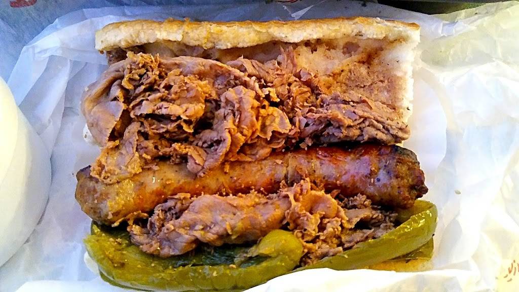 Portillos Hot Dogs | meal takeaway | 1500 Busse Highway, Elk Grove Village, IL 60007, USA | 8472286677 OR +1 847-228-6677