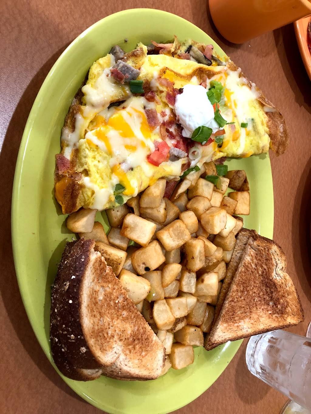 Scramblers | restaurant | 20785 E Thirteen Mile Rd, Roseville, MI 48066, USA | 5862943106 OR +1 586-294-3106