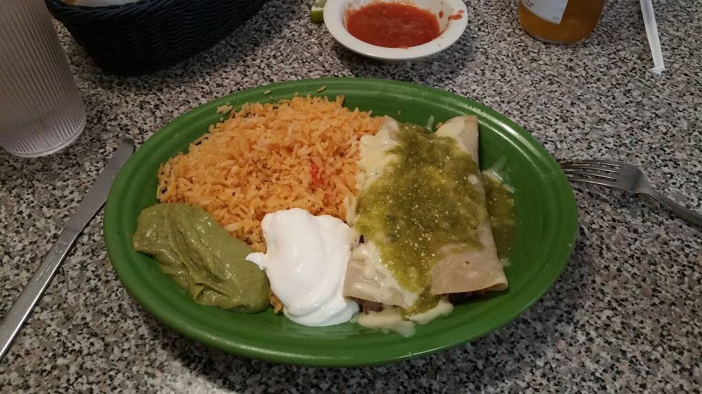 El Puerto | restaurant | 1008 S Burlington Ave, Hastings, NE 68901, USA | 4024620153 OR +1 402-462-0153