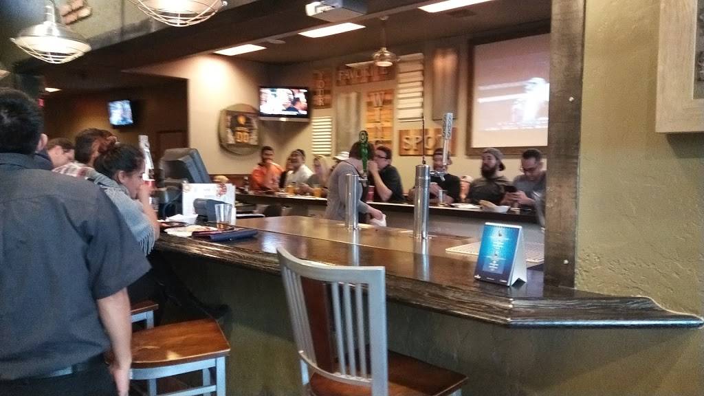 Epic Wings N Things | restaurant | 40942 California Oaks Rd, Murrieta, CA 92562, USA | 9514612331 OR +1 951-461-2331