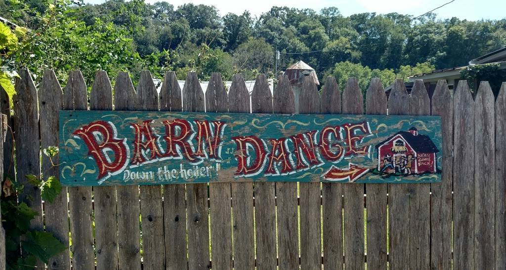 Council Hill Station | restaurant | 6521 N Hill Rd, Scales Mound, IL 61075, USA | 8157772711 OR +1 815-777-2711