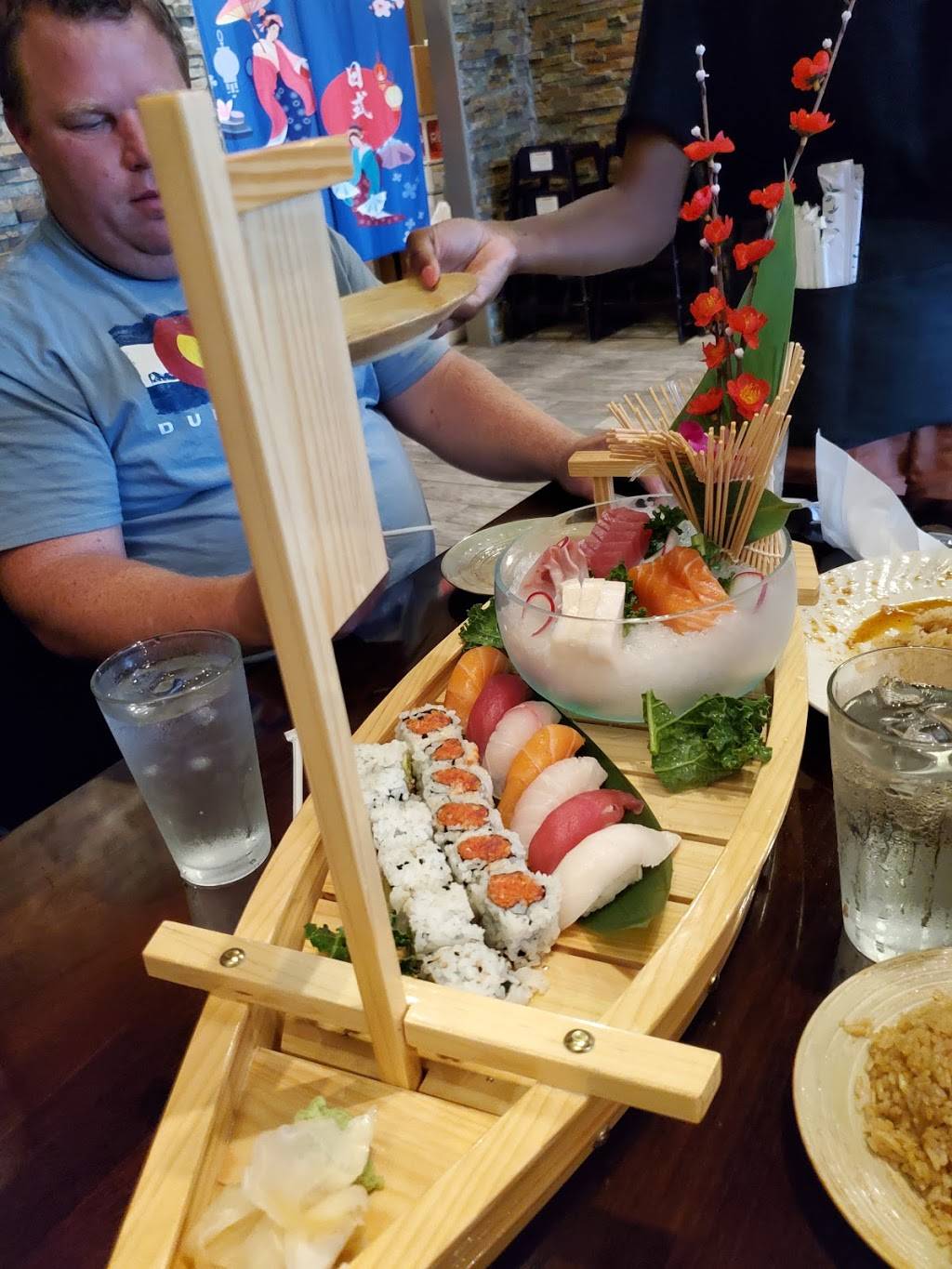 Sakura Sushi & Grill | restaurant | 1520 Lafayette Pkwy Suite B, LaGrange, GA 30241, USA | 7064076468 OR +1 706-407-6468