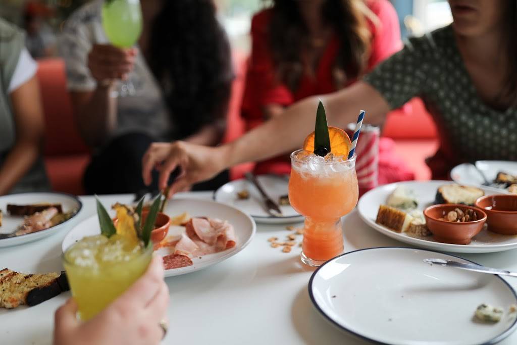 Nomi Park | restaurant | 151 Admiral Kalbfus Rd, Newport, RI 02840, USA | 4018499880 OR +1 401-849-9880