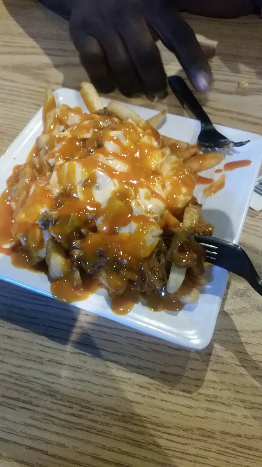 Hobbit American Grill | restaurant | 2020 W Pensacola St #280, Tallahassee, FL 32304, USA | 8505761009 OR +1 850-576-1009