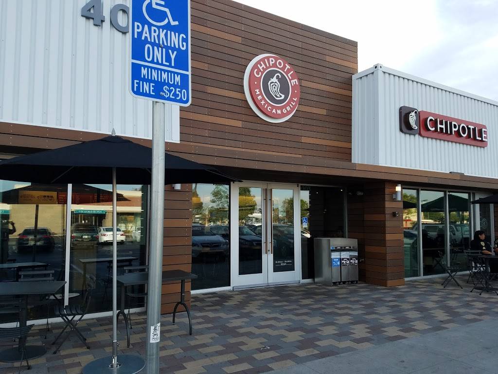Chipotle Mexican Grill | restaurant | 404 Mile of Cars Way, National City, CA 91950, USA | 6193360030 OR +1 619-336-0030