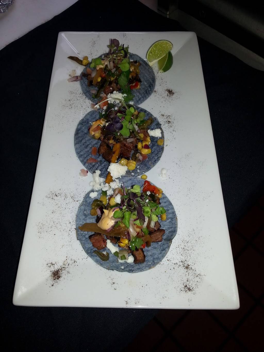 La Vecindad | restaurant | 3634, 14-99 Julian Pl, Elizabeth, NJ 07208, USA | 9083533733 OR +1 908-353-3733