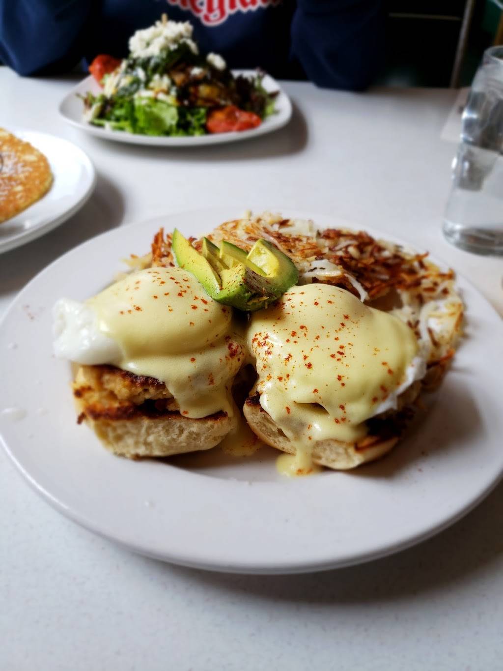 Jax At The Tracks | restaurant | 10144 W River St, Truckee, CA 96161, USA | 5305507450 OR +1 530-550-7450