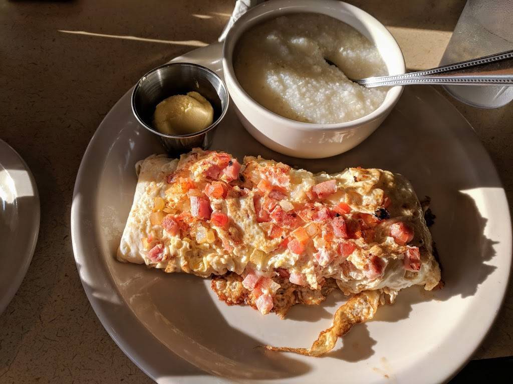 The Big Biscuit | restaurant | 11148 Antioch Rd, Overland Park, KS 66210, USA | 9132585797 OR +1 913-258-5797