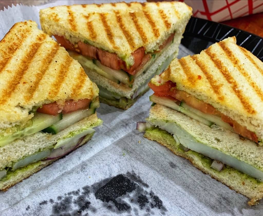 Egg Centric | restaurant | 13955 Metrotech Dr Suite J, Chantilly, VA 20151, USA | 5717526000 OR +1 571-752-6000