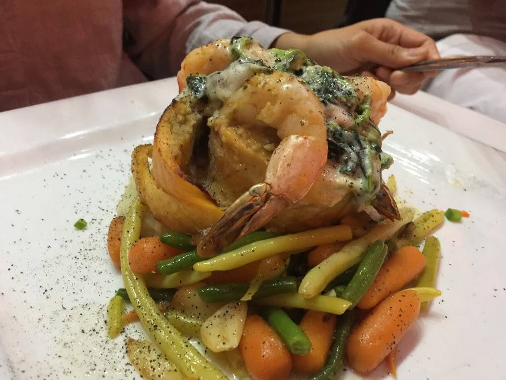 Z-Two Restaurant & Lounge : 24 Hrs | bakery | 2925 Veterans Rd W, Staten Island, NY 10309, USA | 7183566800 OR +1 718-356-6800