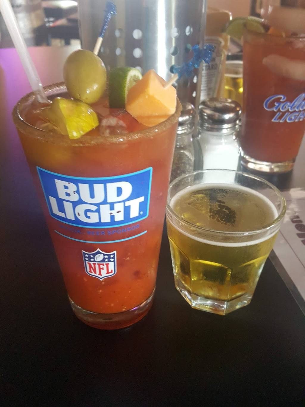 Cheap Andys Saloon | restaurant | 820 Davis St, Hammond, WI 54015, USA | 7157964477 OR +1 715-796-4477