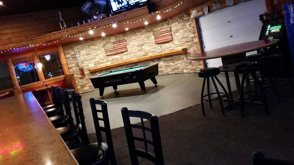 Spikes Tap & Grill | restaurant | 18 7th St SE, Mason City, IA 50401, USA | 6414231189 OR +1 641-423-1189