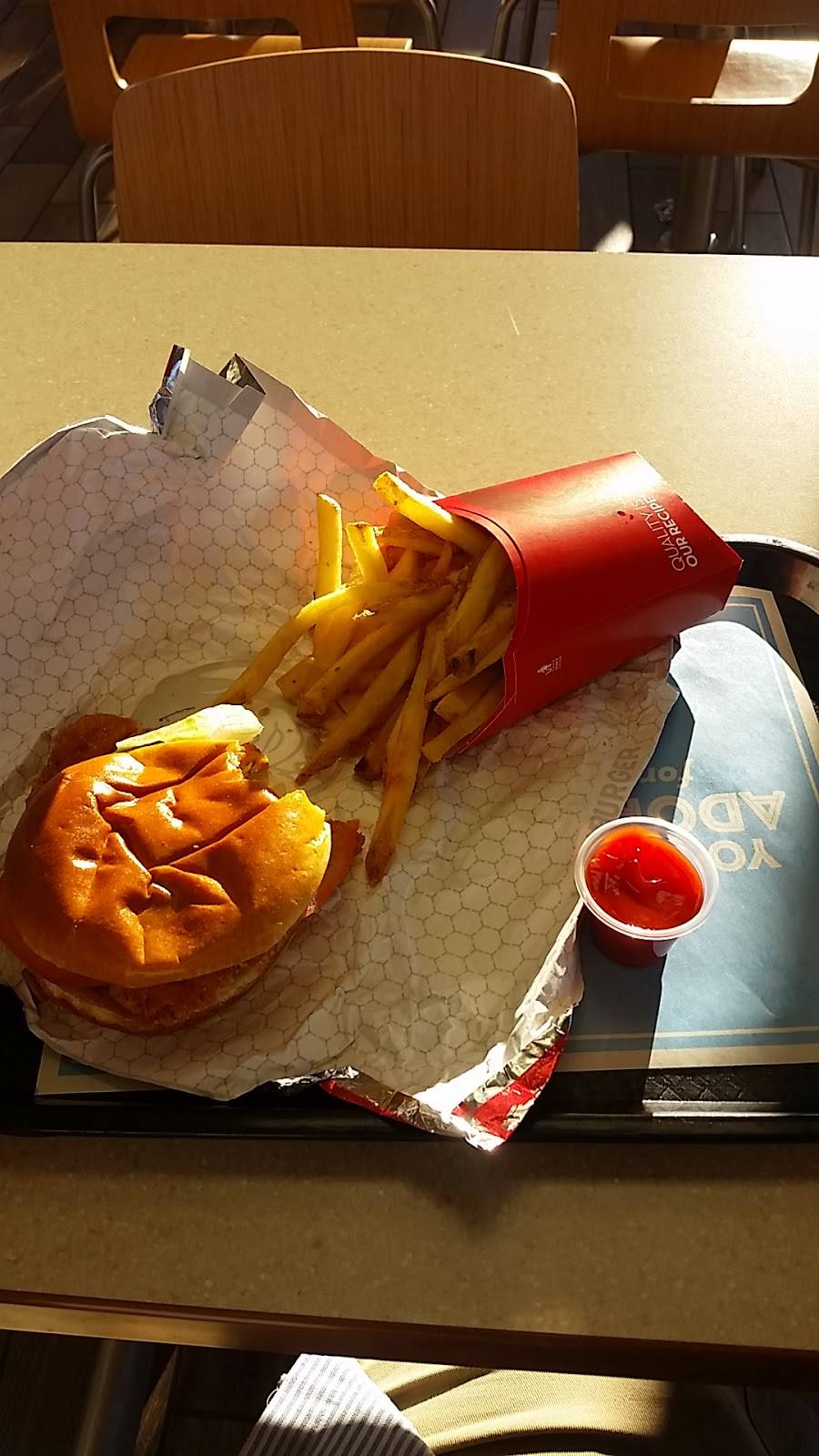 Wendys | restaurant | 803 East Blvd, Williamston, NC 27892, USA | 2527924992 OR +1 252-792-4992