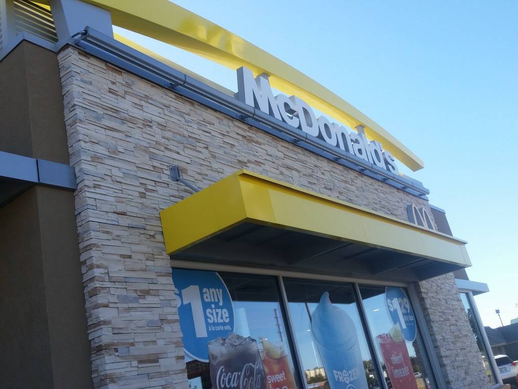 McDonalds | cafe | 603 E 30th Ave St, Hutchinson, KS 67502, USA | 6206626462 OR +1 620-662-6462