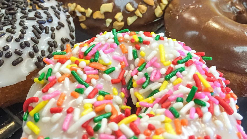 Jannys Donuts | bakery | 92 Corporate Park, Irvine, CA 92606, USA | 9496601807 OR +1 949-660-1807