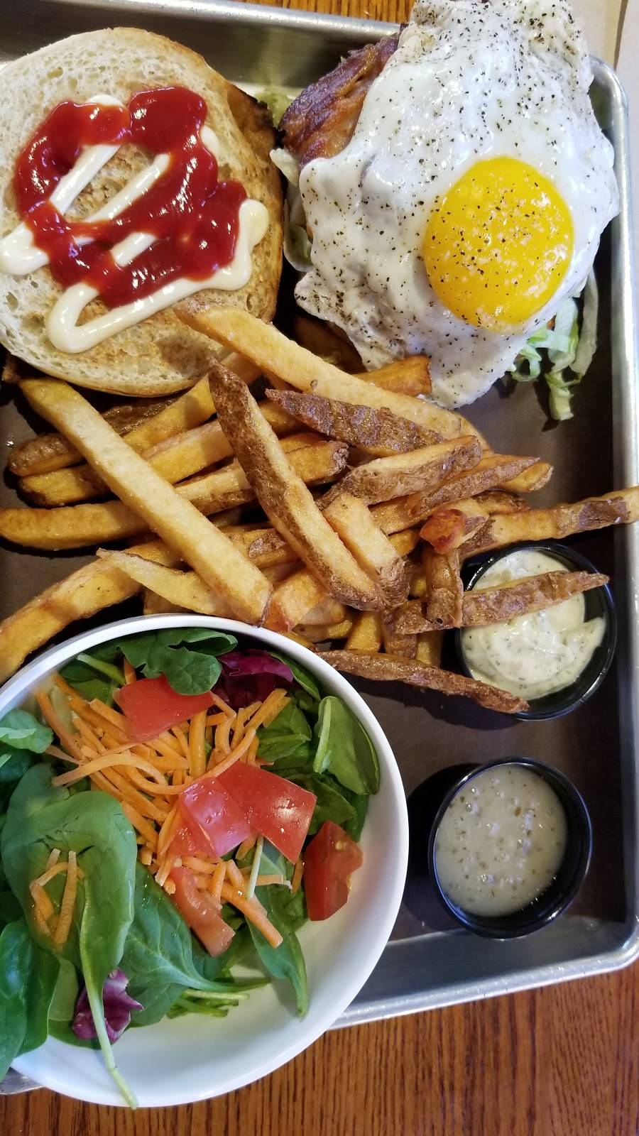 Chop House Burger Bar | restaurant | 100 Martindale Rd, St. Catharines, ON L2S 2Y3, Canada | 9056881114 OR +1 905-688-1114