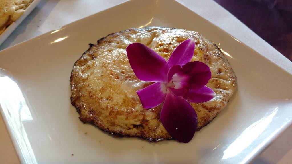 Samanthas of Bandera | restaurant | 702 TX-16, Bandera, TX 78003, USA | 8307155588 OR +1 830-715-5588