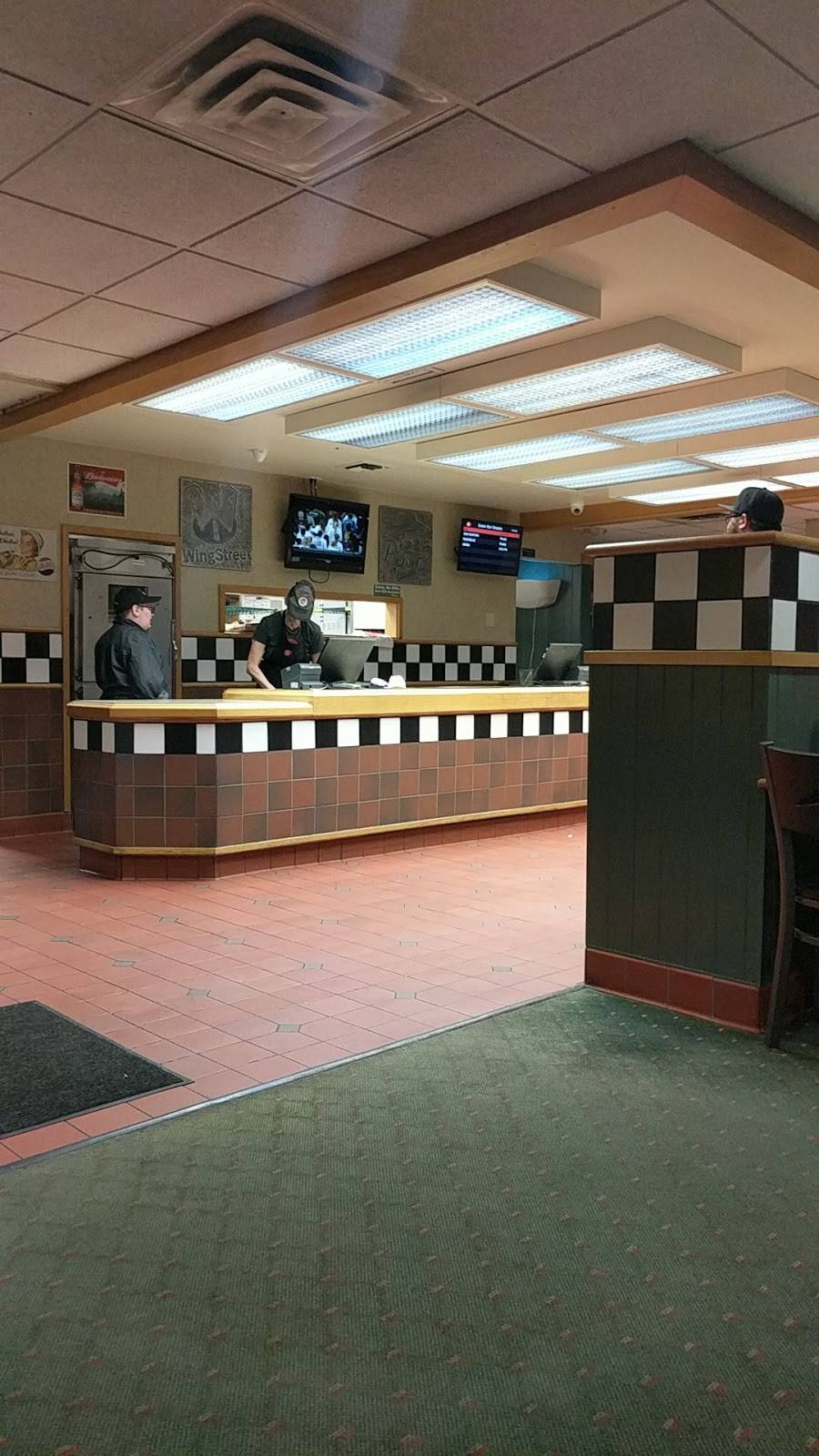 Pizza Hut | restaurant | 5825 W Bell Rd, Glendale, AZ 85308, USA | 6029382323 OR +1 602-938-2323