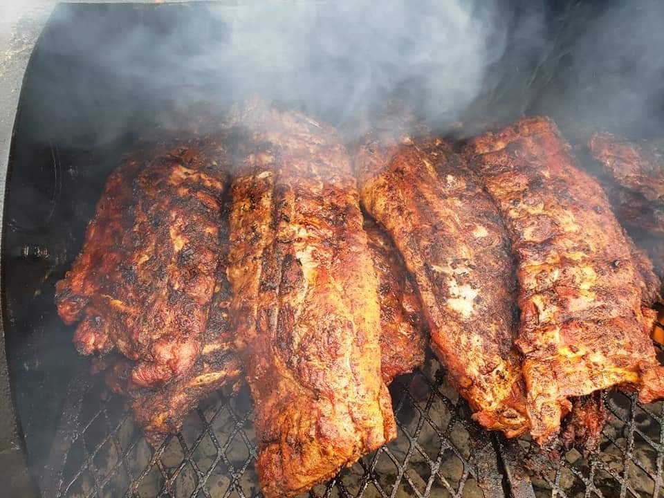 Big Daddys BBQ and Soul Food | restaurant | 2005 N 32nd St, Milwaukee, WI 53208, USA | 4147588602 OR +1 414-758-8602