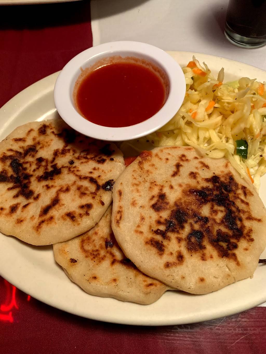 La Choza Grill | restaurant | 8558 Lee Hwy, Fairfax, VA 22031, USA | 7035601192 OR +1 703-560-1192