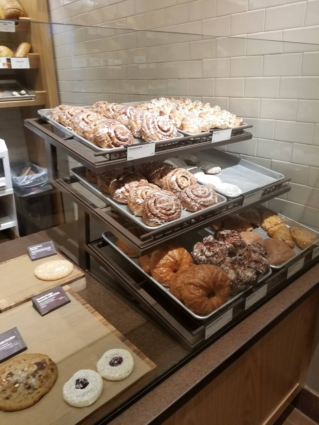 Panera Bread | cafe | 1601 Damron Court, Effingham, IL 62401, USA | 2172403001 OR +1 217-240-3001