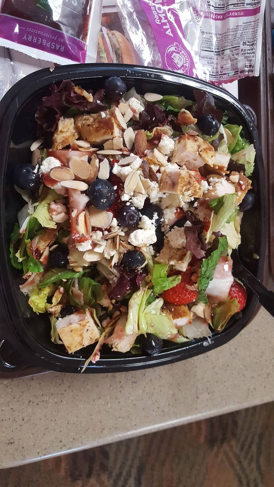 Wendys | restaurant | 7925 Oswego Rd, Liverpool, NY 13090, USA | 3156222231 OR +1 315-622-2231