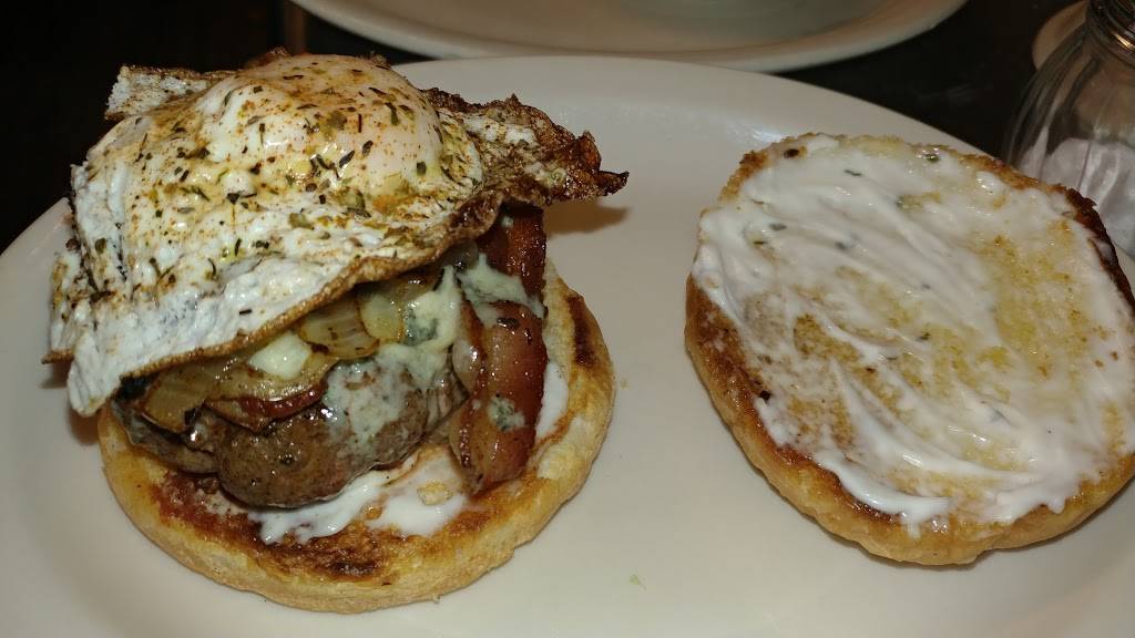 Segaris | restaurant | 1503 Shepherd Dr, Houston, TX 77007, USA | 7138802470 OR +1 713-880-2470