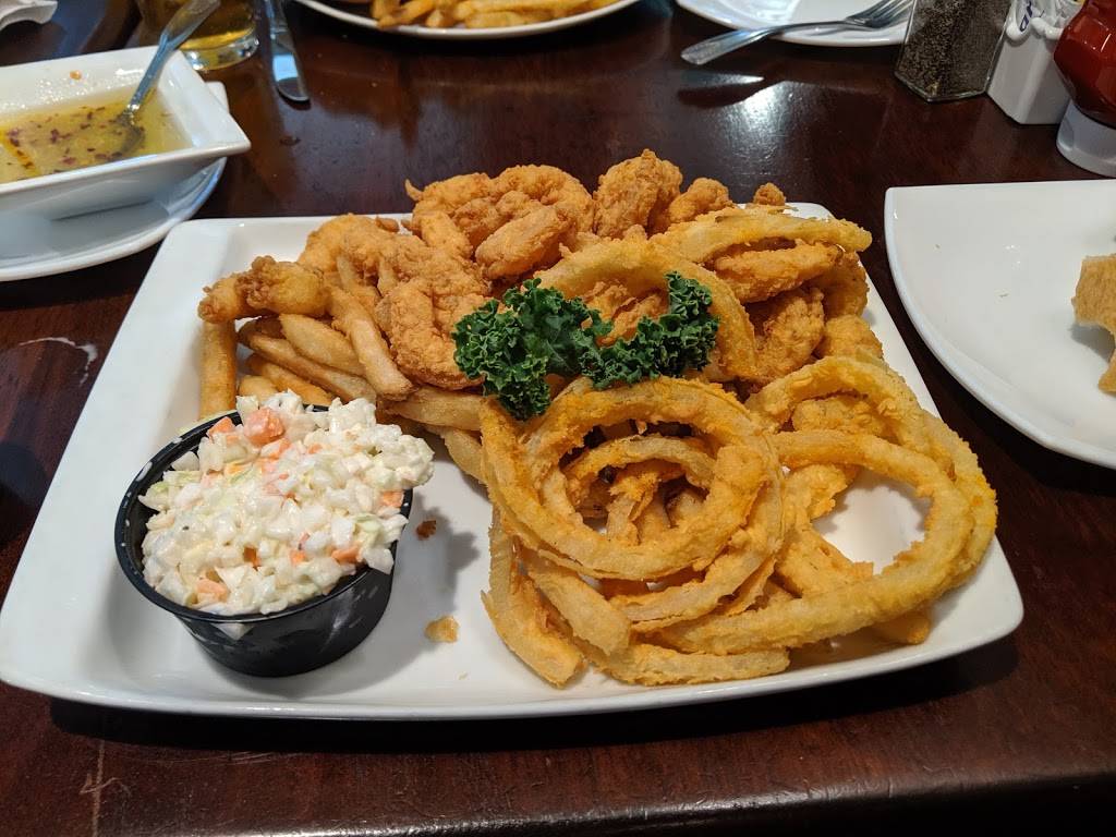 Sylvan Street Grille | restaurant | 12 Sylvan St, Peabody, MA 01960, USA | 9787741724 OR +1 978-774-1724