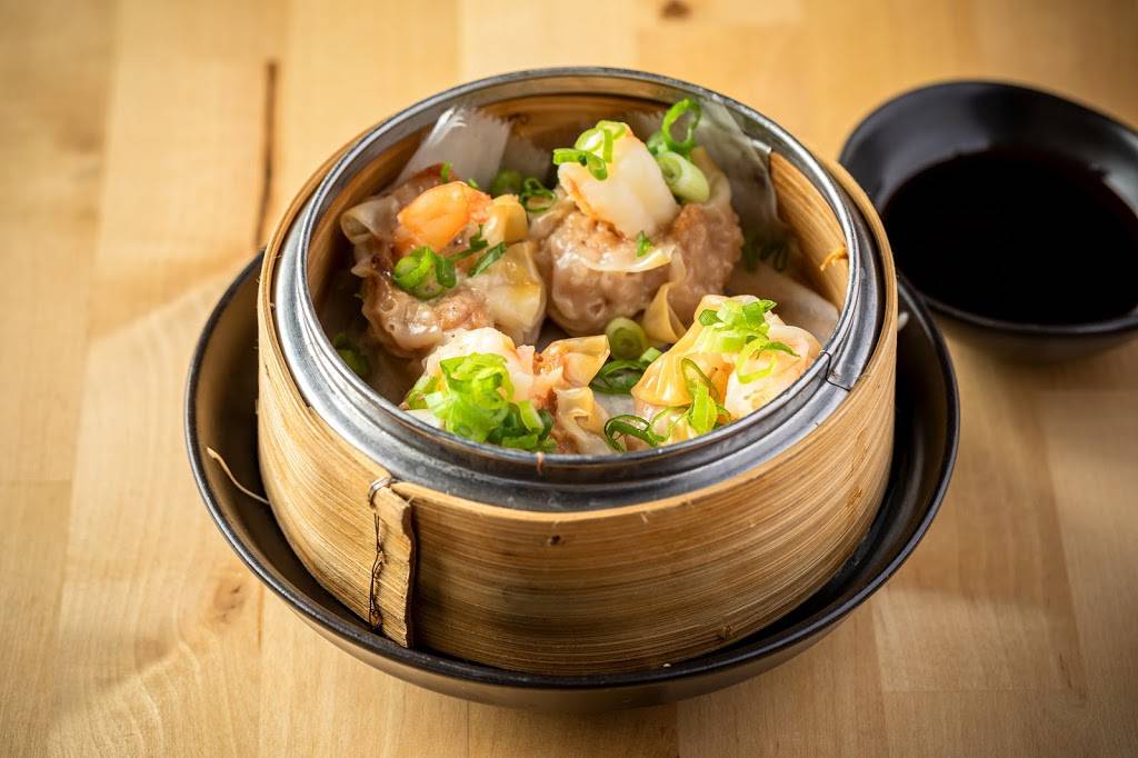 Menya Goku | restaurant | 2207 W Montrose Ave, Chicago, IL 60618, USA | 7739426701 OR +1 773-942-6701