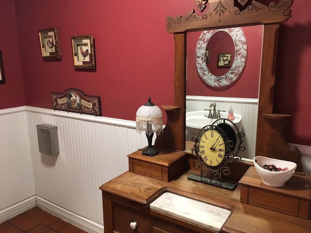 Chicken Inn | restaurant | 541 E Hendricks St, Shelbyville, IN 46176, USA | 3173926088 OR +1 317-392-6088