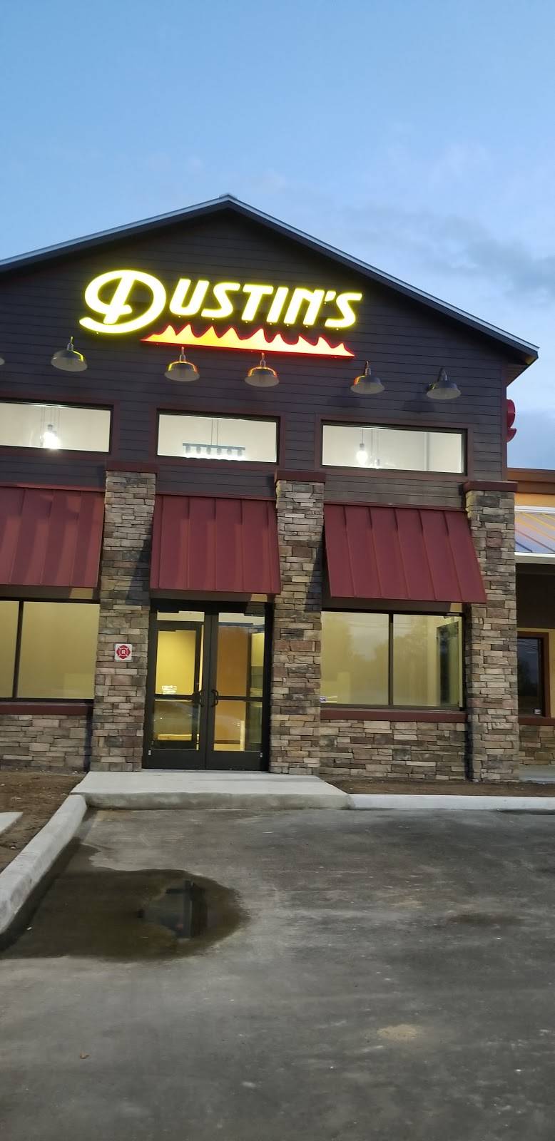 Dustins Bar-B-Q | restaurant | 14516 E Colonial Dr, Orlando, FL 32828, USA | 4072032576 OR +1 407-203-2576