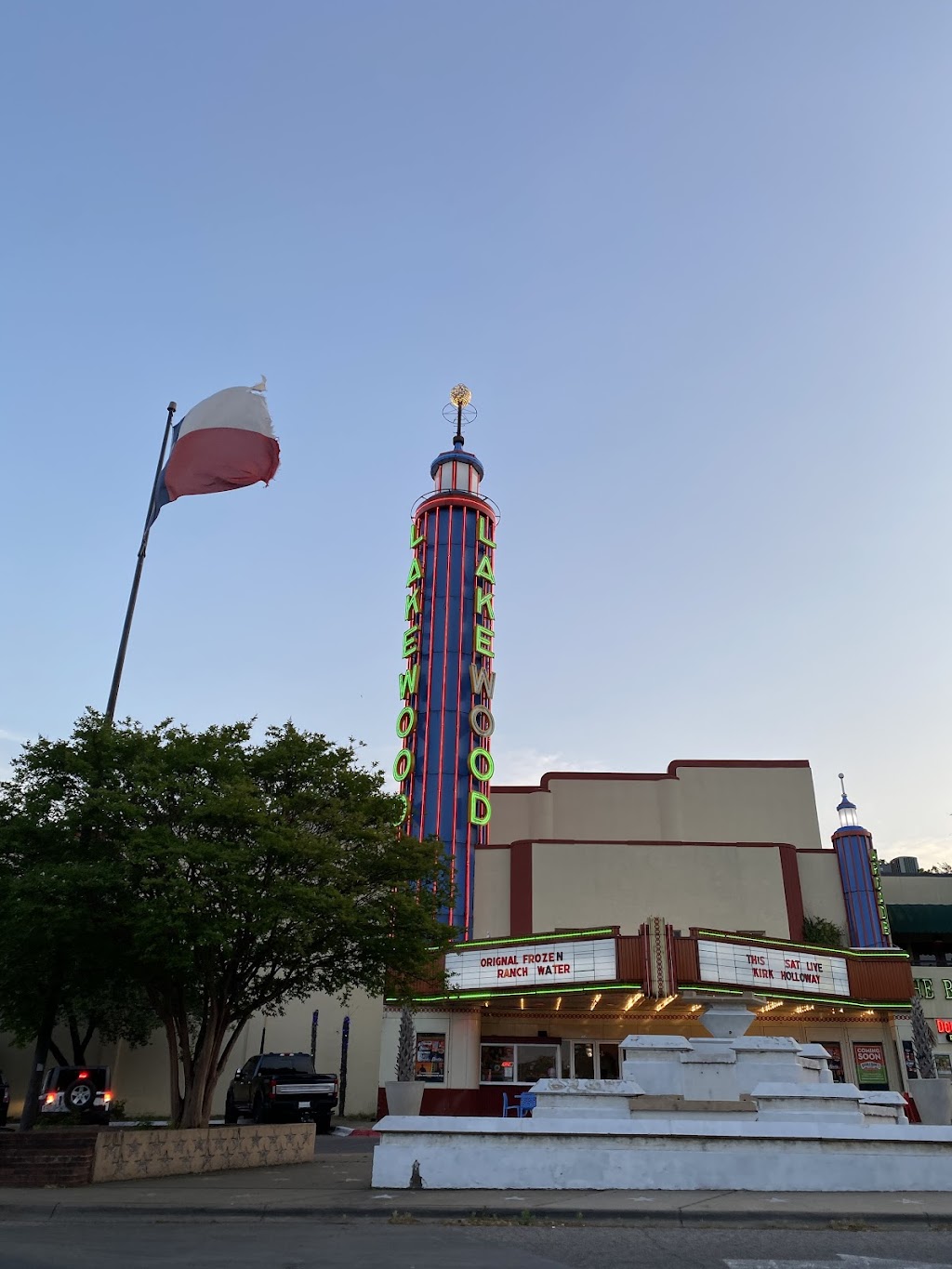 DoubleDave’s Pizzaworks | restaurant | 1825 Abrams Pkwy Suite C, Dallas, TX 75214, USA | 2148231938 OR +1 214-823-1938