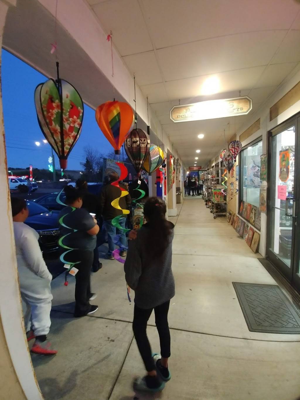 HoneyBaked Ham Company | meal takeaway | 2740 Teaster Ln Suite 121, Pigeon Forge, TN 37863, USA | 8654294267 OR +1 865-429-4267