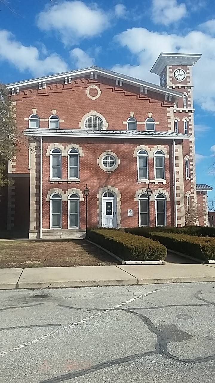 Downtown Martinsville | restaurant | 10 E Washington St, Martinsville, IN 46151, USA | 7653422449 OR +1 765-342-2449