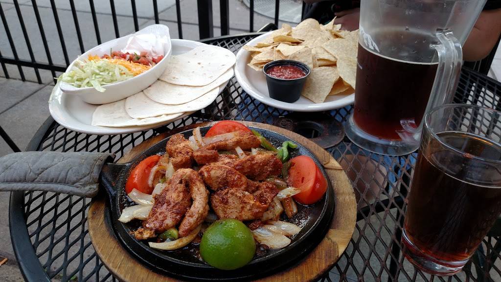 Burrito Loco | restaurant | 418 13th Ave SE, Minneapolis, MN 55414, USA | 6127465626 OR +1 612-746-5626