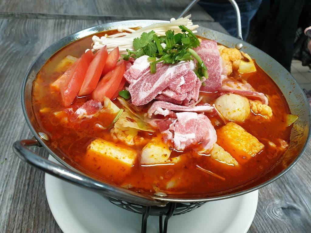 Lins Club | restaurant | 925 W Duarte Rd, Monrovia, CA 91016, USA | 6266621616 OR +1 626-662-1616