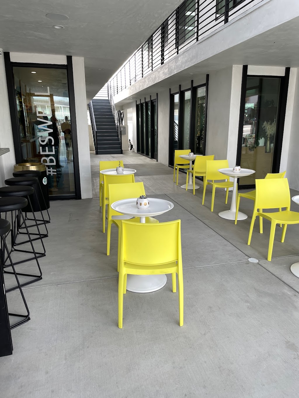 Juiceswell | restaurant | 1052 S Seaward Ave, Ventura, CA 93001, USA | 8056283032 OR +1 805-628-3032