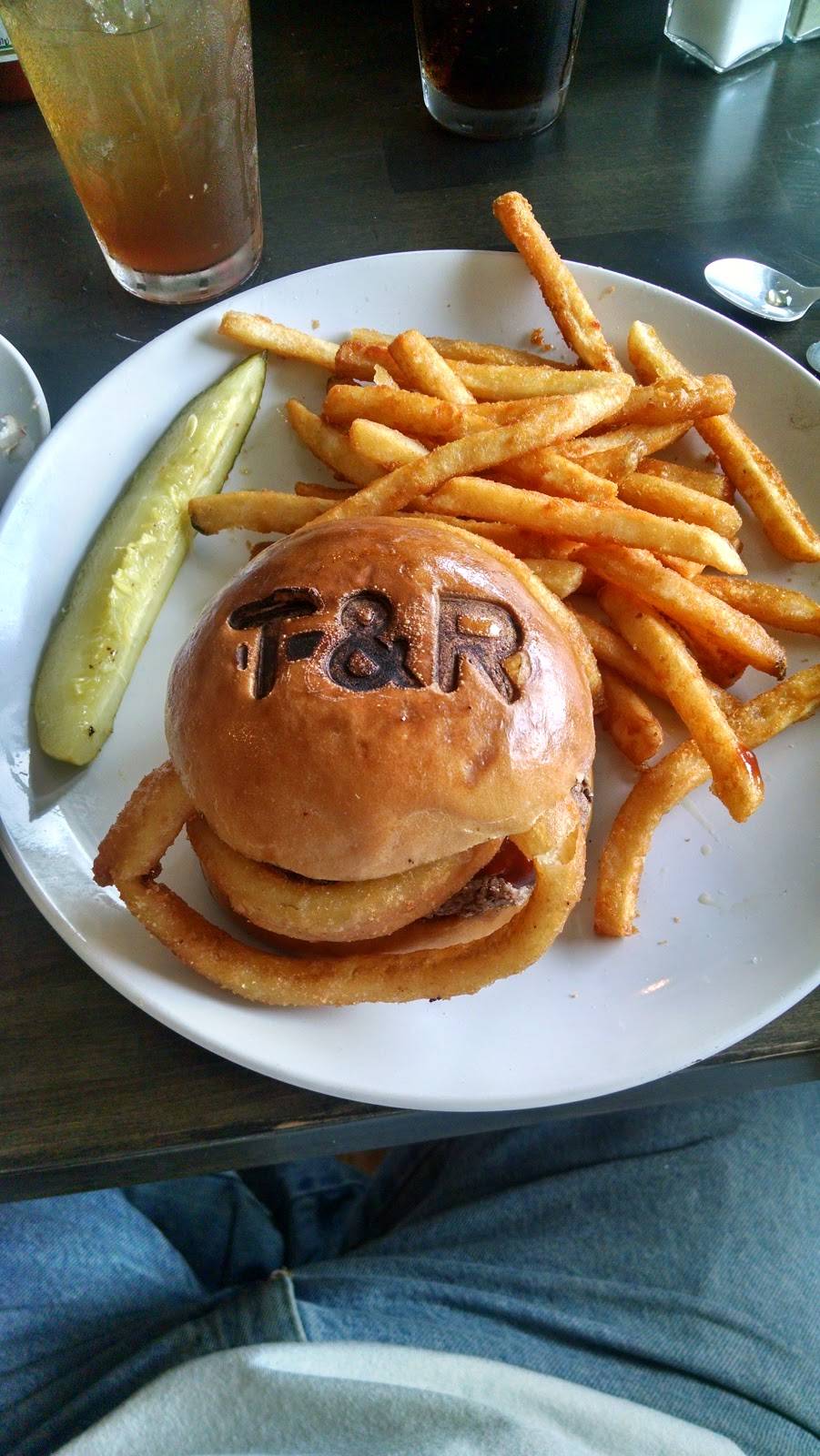 Todd + Rachel’s | restaurant | 215 W Tioga St, Tunkhannock, PA 18657, USA | 5709966566 OR +1 570-996-6566