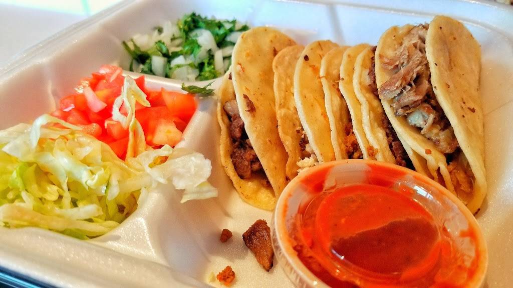 Tamale Kitchen | restaurant | 2045 Sheridan Boulevard, Edgewater, CO 80214, USA | 7204604120 OR +1 720-460-4120