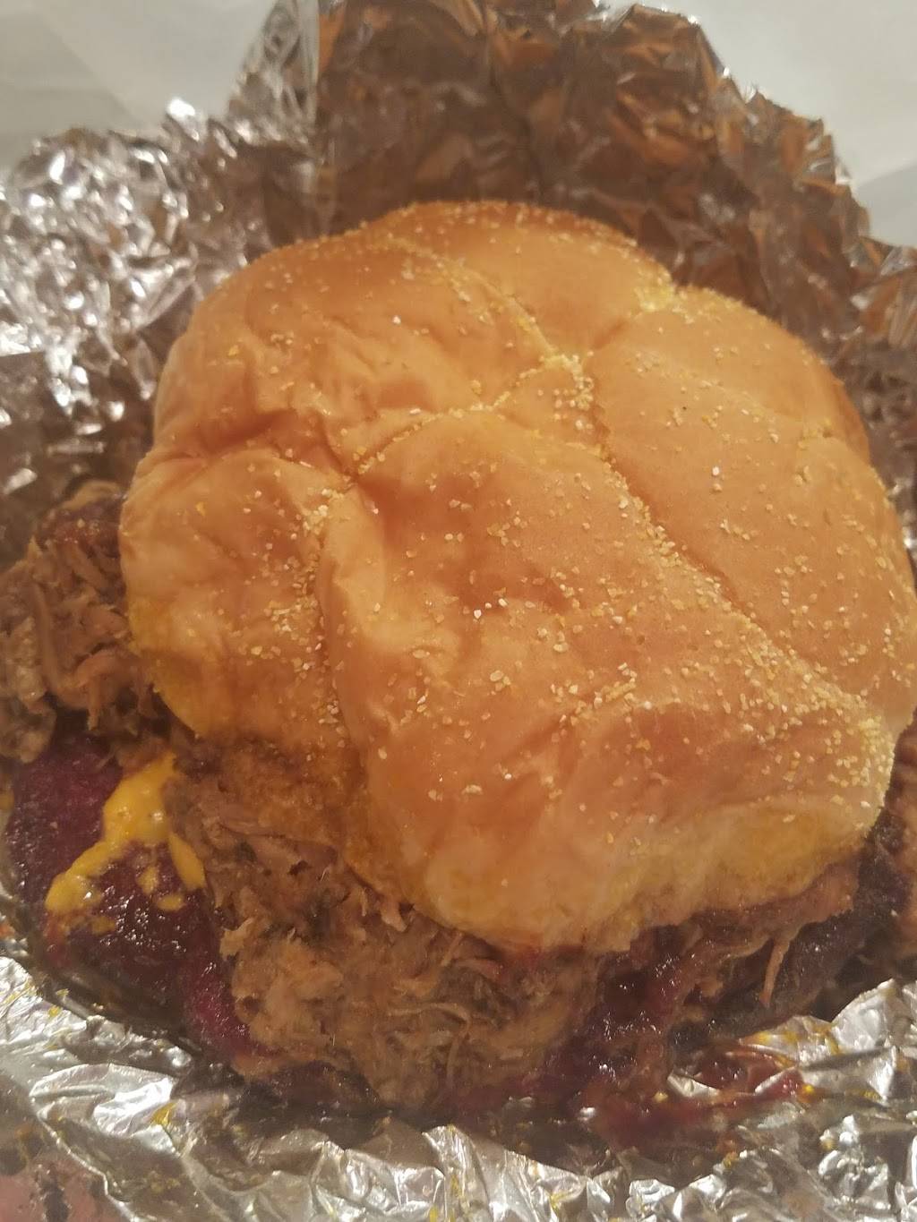 Kretzschys Smokey BBQ | restaurant | 604 S Unionville Rd, Sebewaing, MI 48759, USA | 9899751373 OR +1 989-975-1373