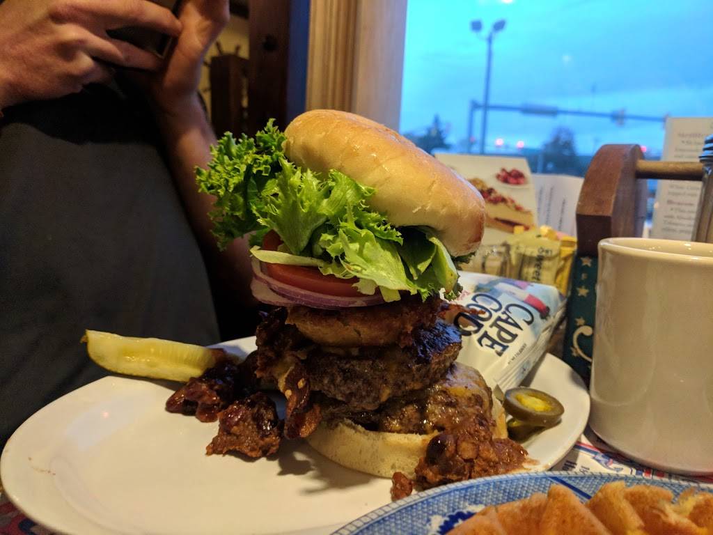 Beacon Diner | restaurant | 189 Claremont Ave, Tamaqua, PA 18252, USA | 5706681340 OR +1 570-668-1340