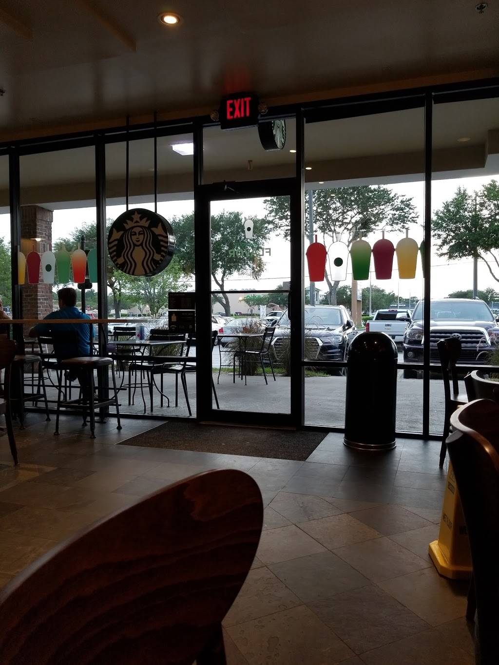 Starbucks | cafe | 8221 Southside Blvd Space 7, Jacksonville, FL 32256, USA | 9049970363 OR +1 904-997-0363