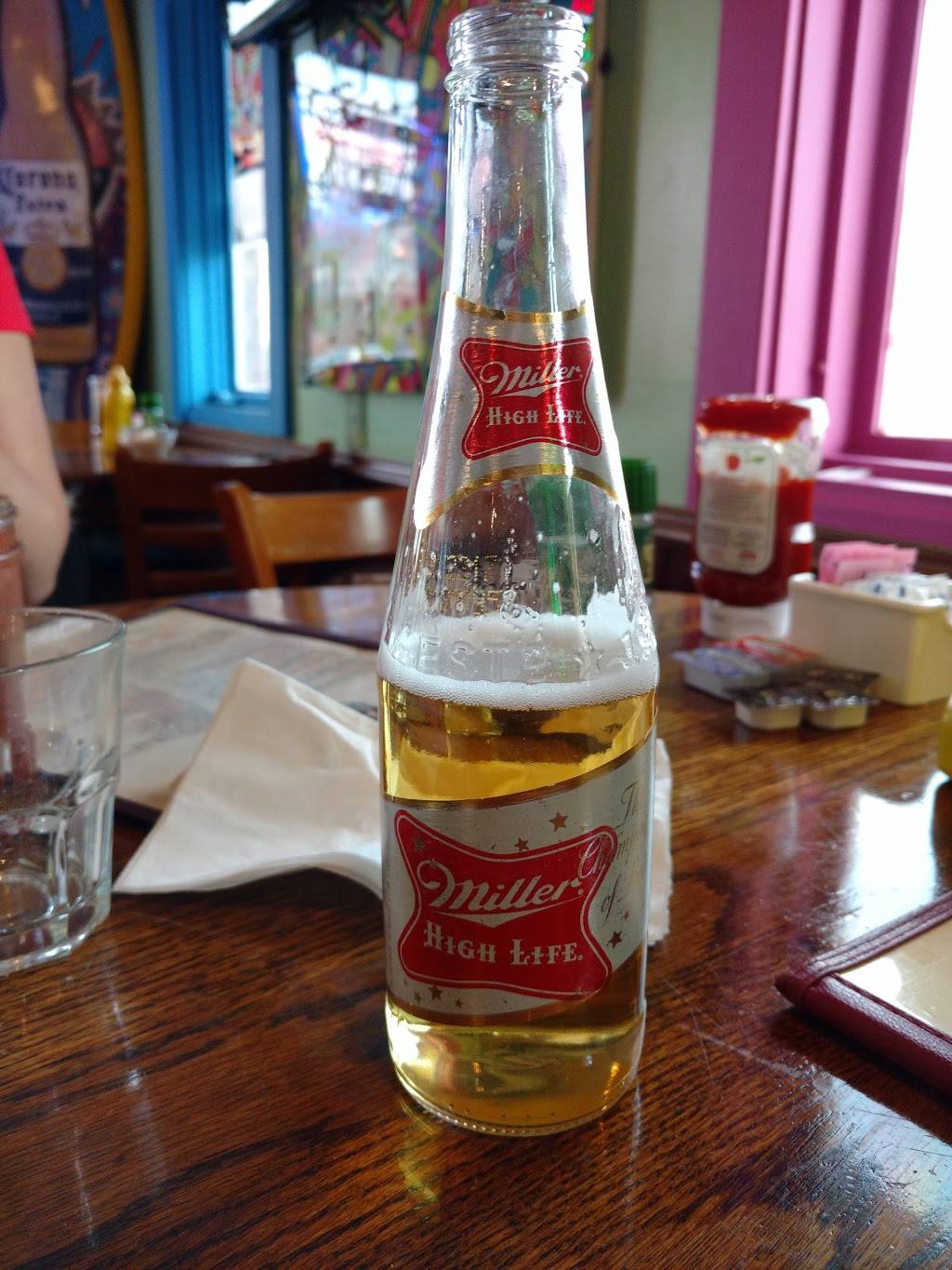 Colemans in Cary | night club | 645 Industrial Dr, Cary, IL 60013, USA | 8475162819 OR +1 847-516-2819